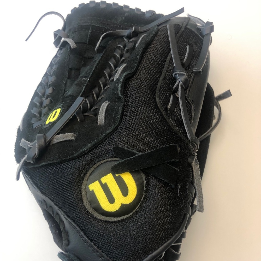 Wilson genuine leather 12”  baseball glove